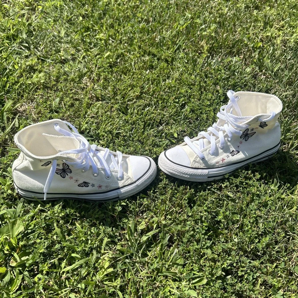 Converse Chuck Taylor All Star High Top Butterfly Sneaker Big Kid Size 6